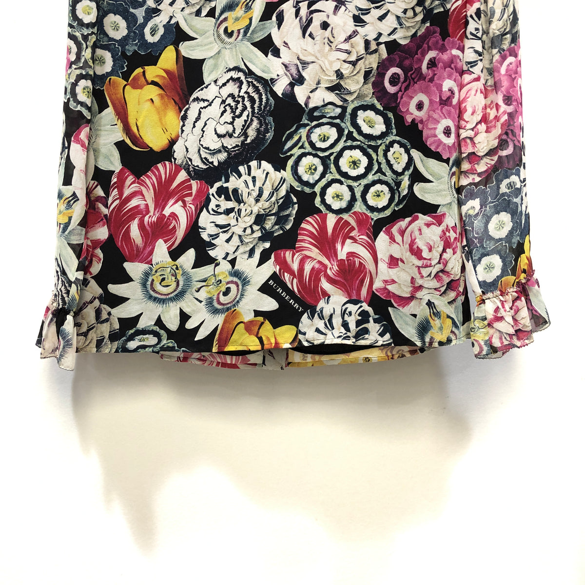Burberry NWT multi-color floral long sleeve blouse US size 4