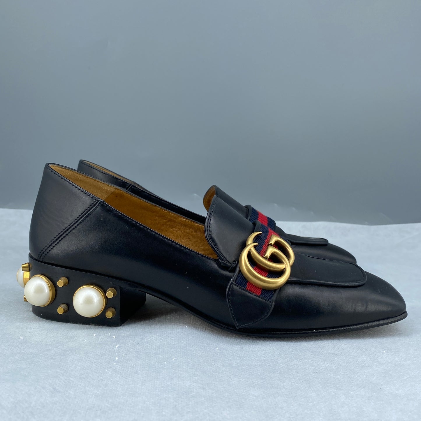 Gucci Women's Pearl Heel Loafers Size 35.5 Black