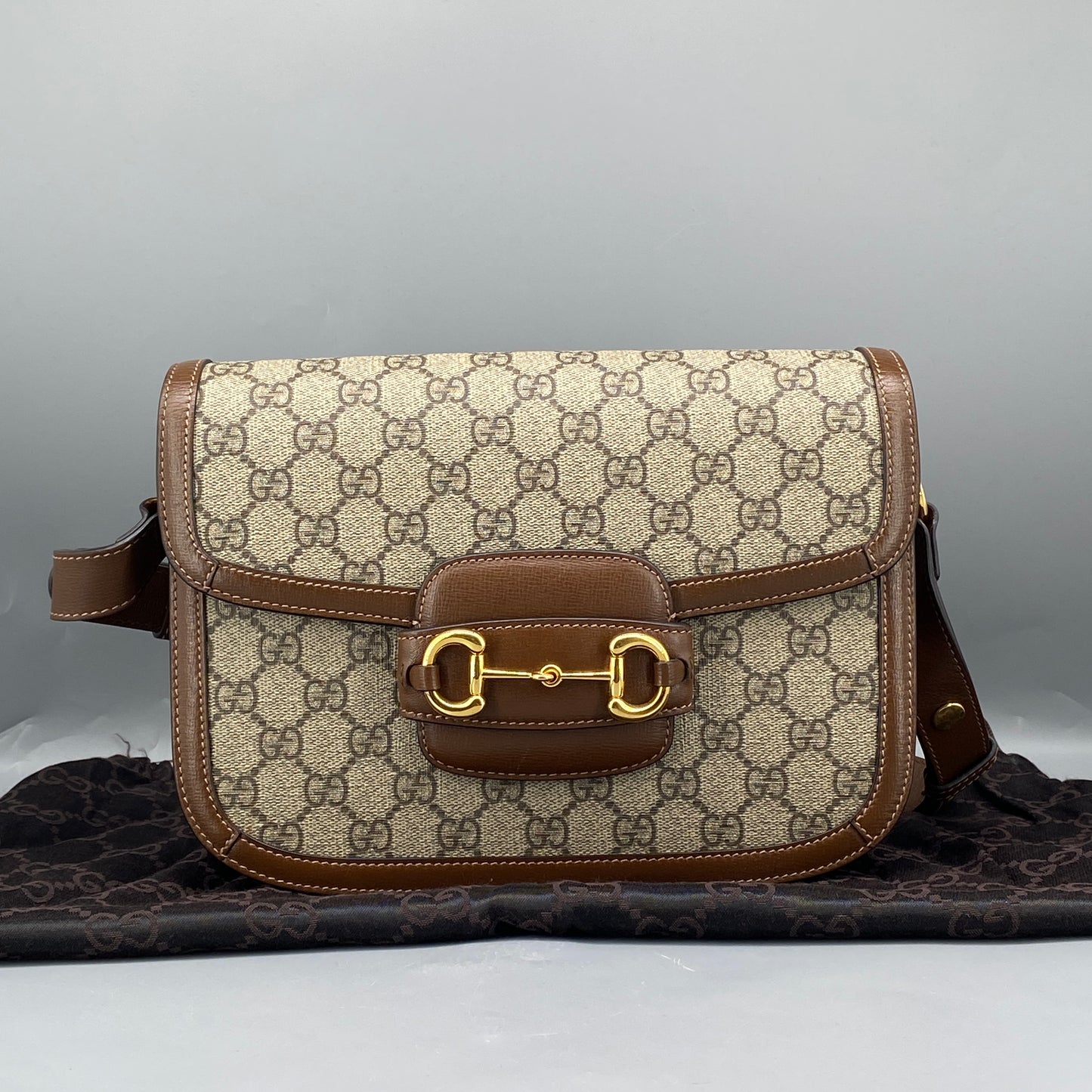 Gucci Beige & Caramel GG Supreme Horsebit 1955 Shoulder Crossbody Bag