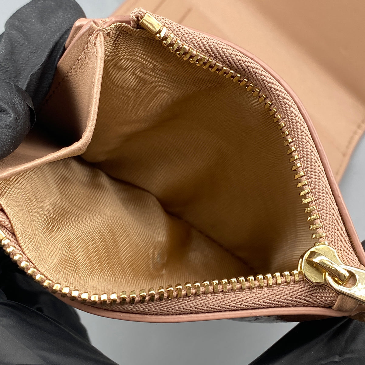 Christian Dior Short Wallet Nude Leather