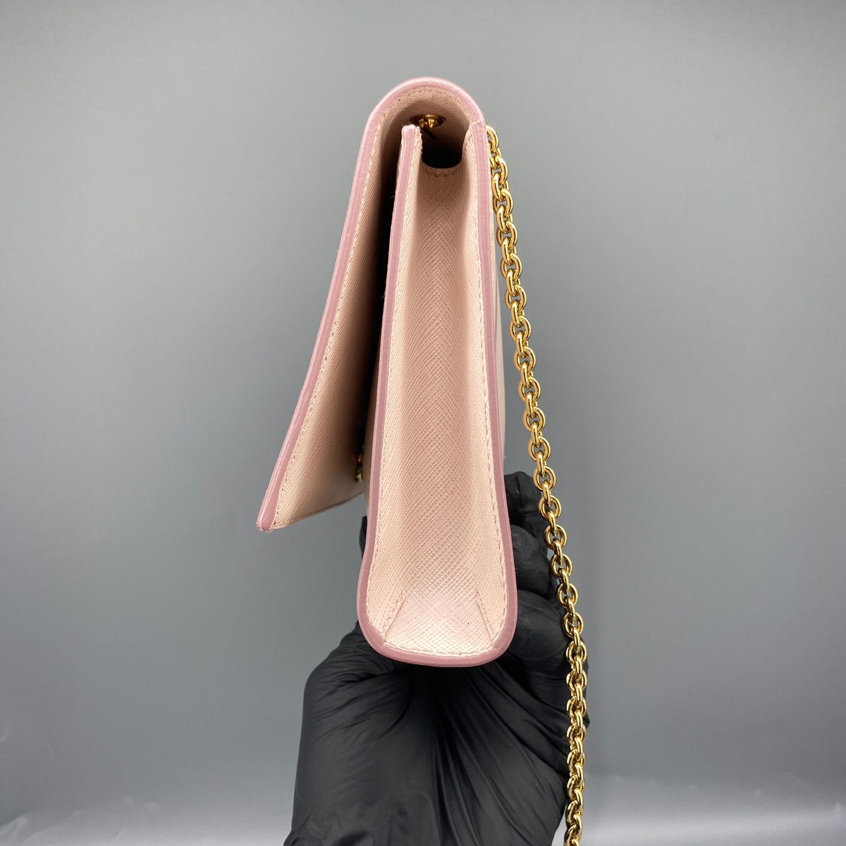 Salvatore Ferragamo Vara Bow Chain Shoulder Bag Blush Pink