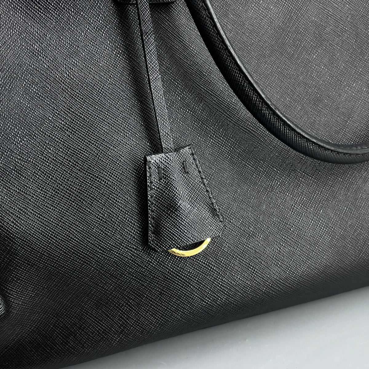 Prada Black Saffiano leather Tote Handbag