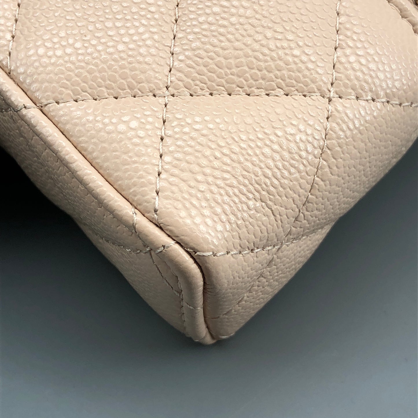 Chanel Caviar Quilted Top Handle Slim Vanity With Chain Beige/Nude