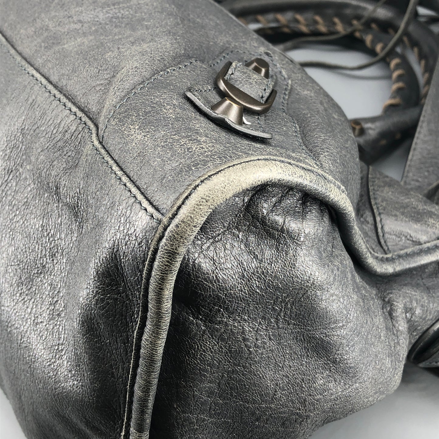 Balenciaga Classic City Distressed Leather Shoulder Handbag Grey