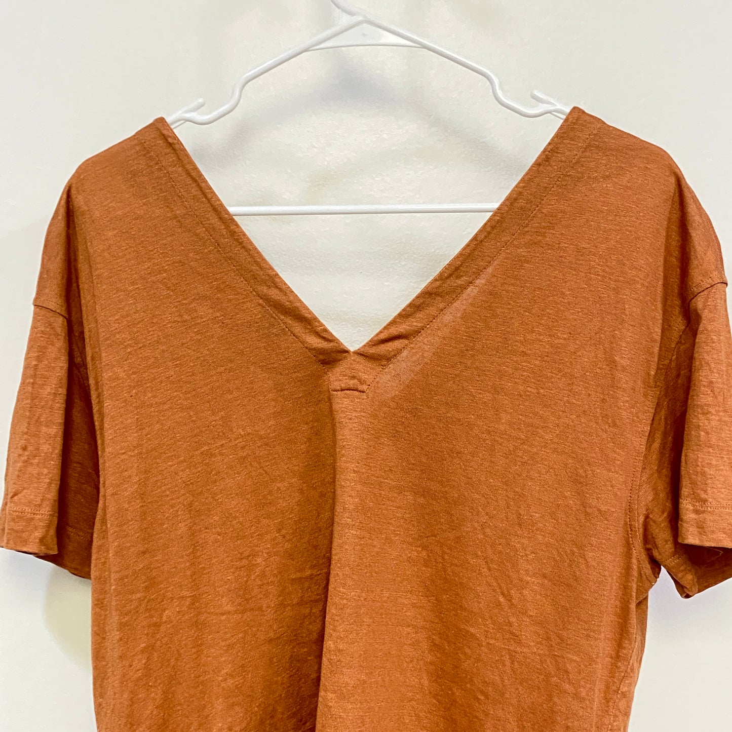 Brunello Cucinelli Rust V Neck Short Sleeve Top Bust 19.5in