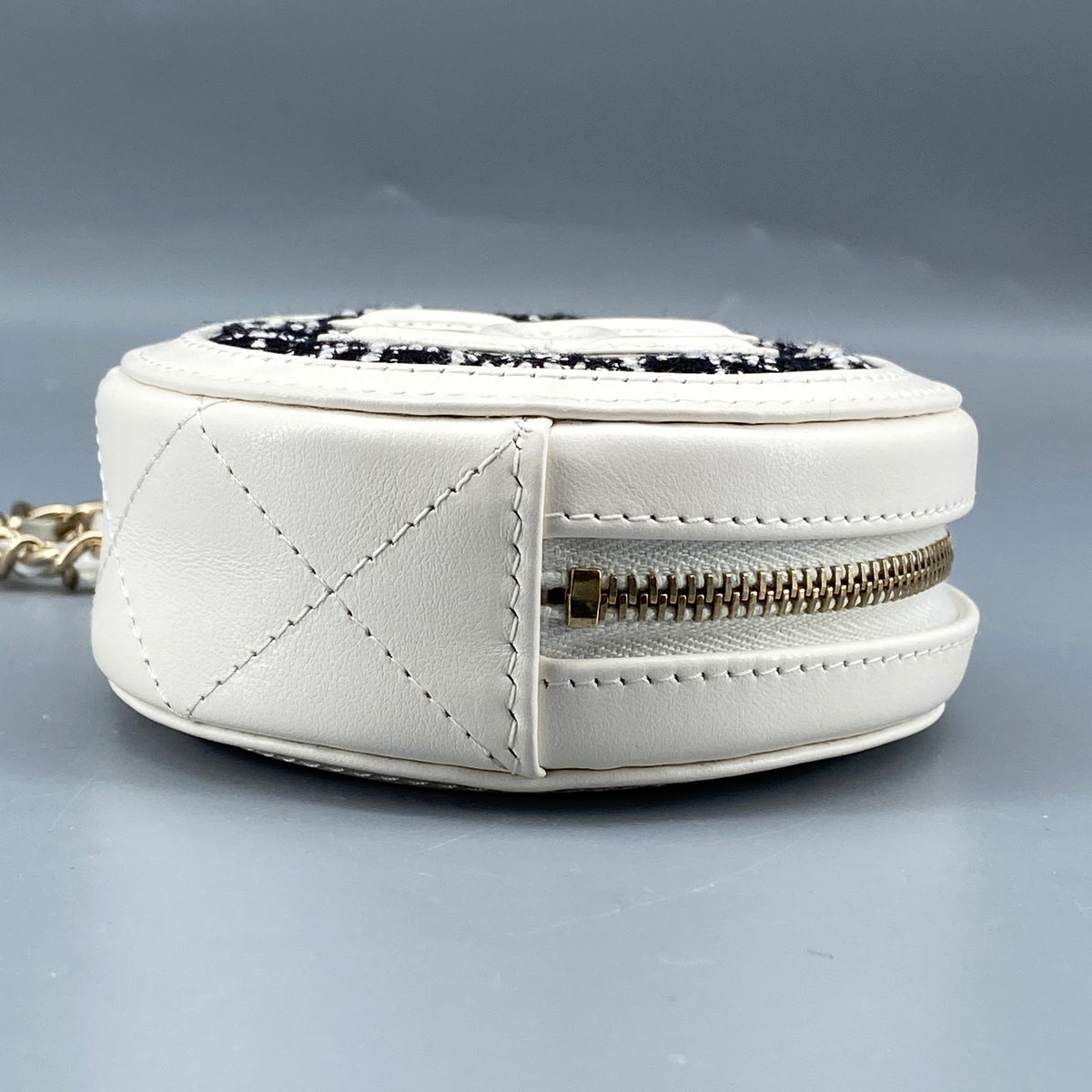 Chanel Tweed Quilted Round Filigree Pouch With Chain White Black