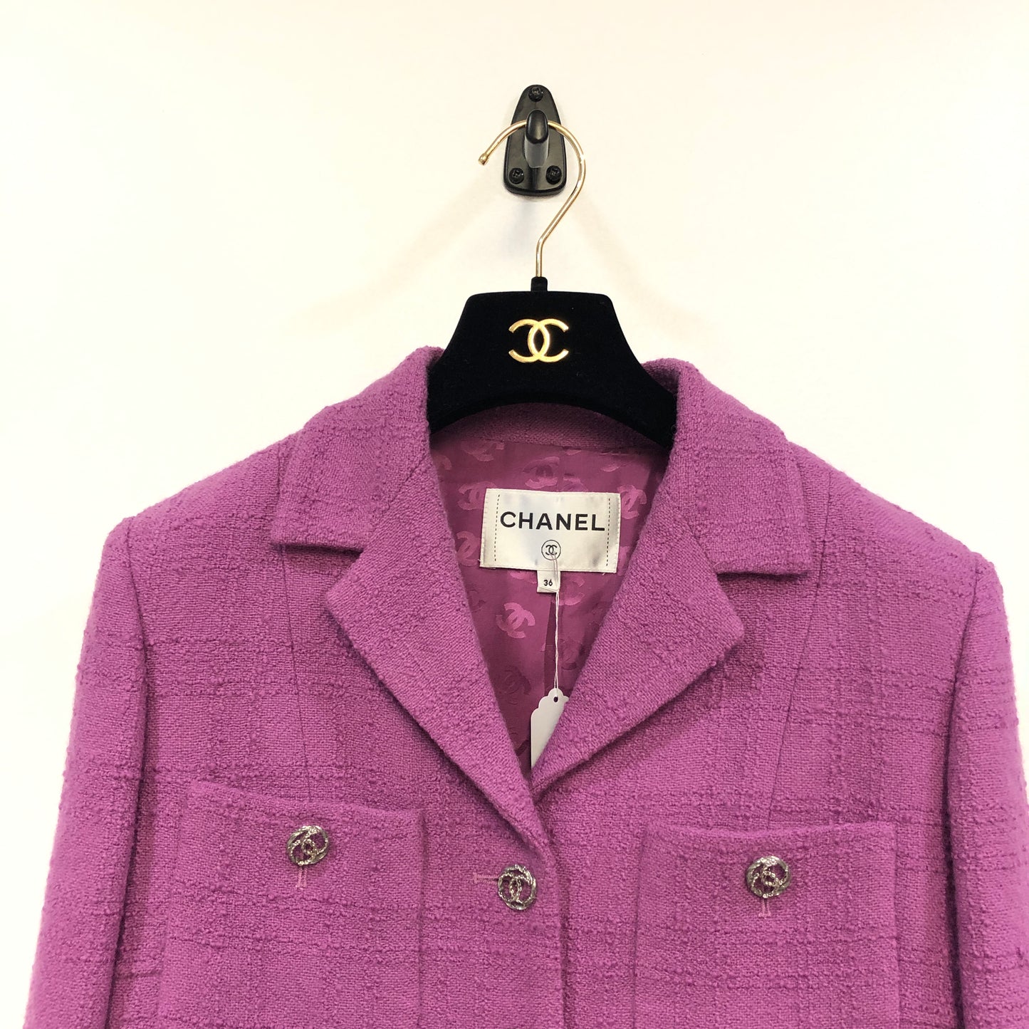 Chanel Lavender Purple Tweed Blazer Lapel Collar Flared Cuffs Size 36