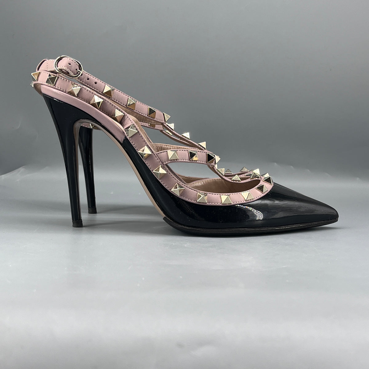 Valentino Women Leather Rockstud Pointed Slingback Heels size 40.5