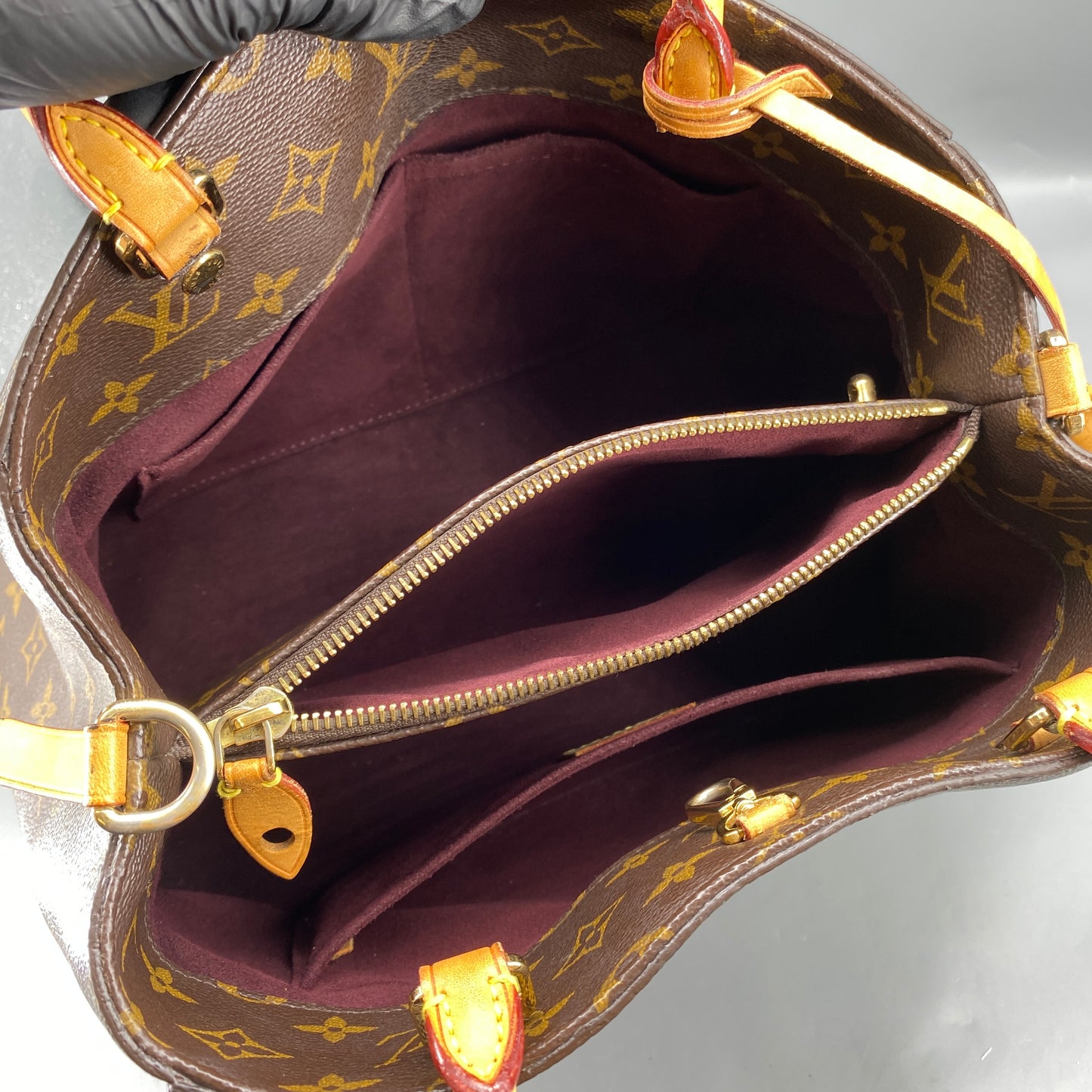 Louis Vuitton Monogram Montaigne MM Handbag