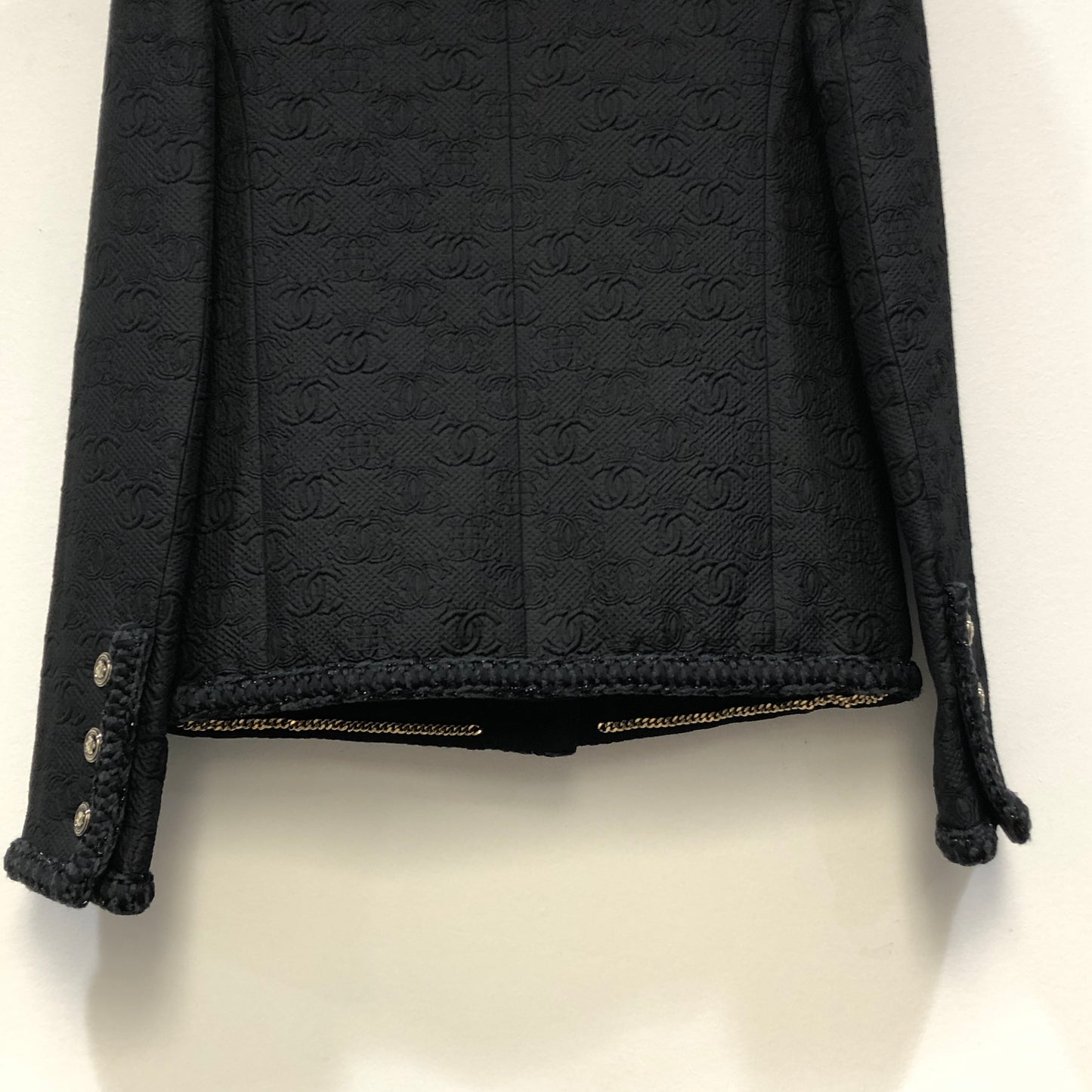 Chanel  CC logo jacquard pattern Black Tweed Round Neck Short Jacket Size 34