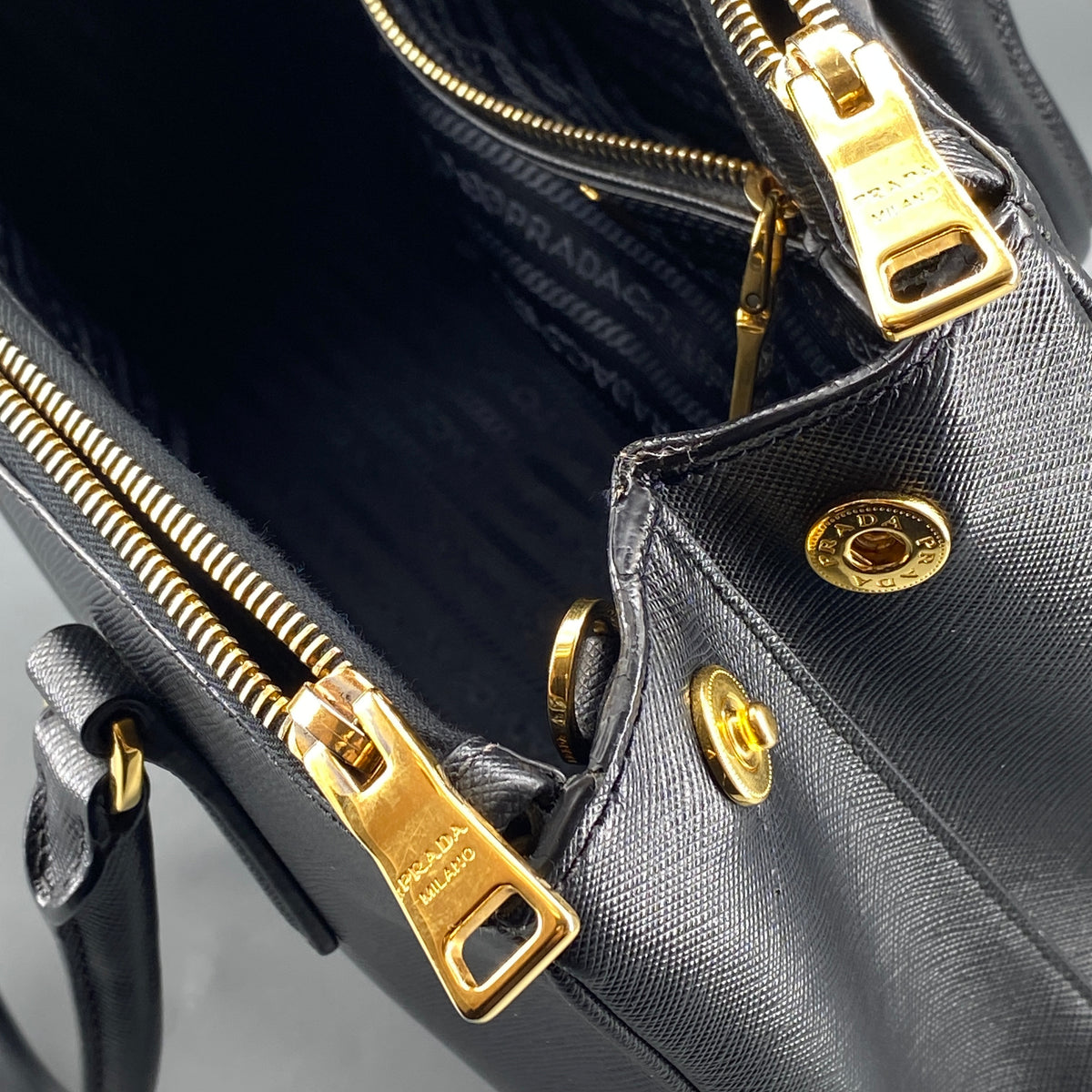 Prada Galleria Large  Bag Black Saffiano Leather