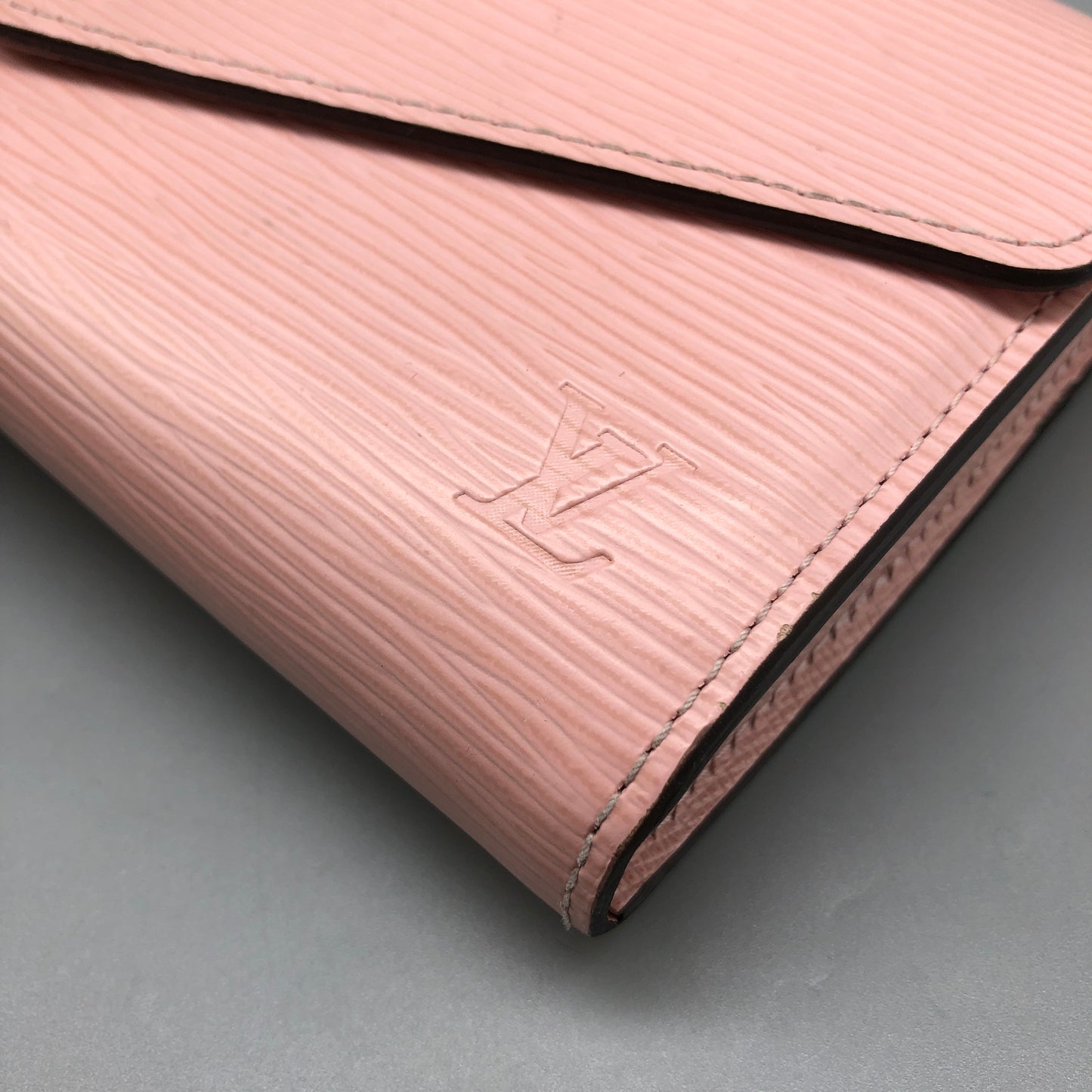 Louis Vuitton Epi Sarah Long Wallet Blush Pink