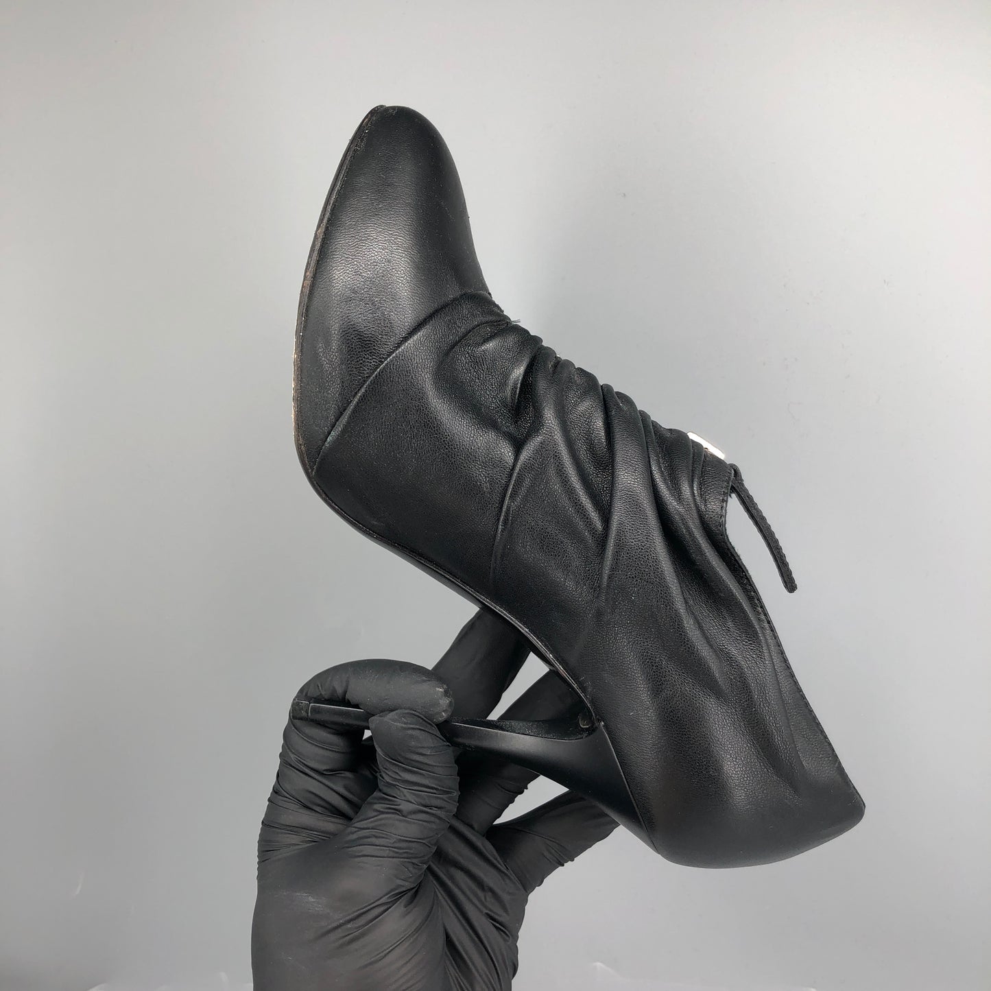 Giuseppe Zanotti Black Ruched Leather Front Zip Pointed Stiletto Pumps 36