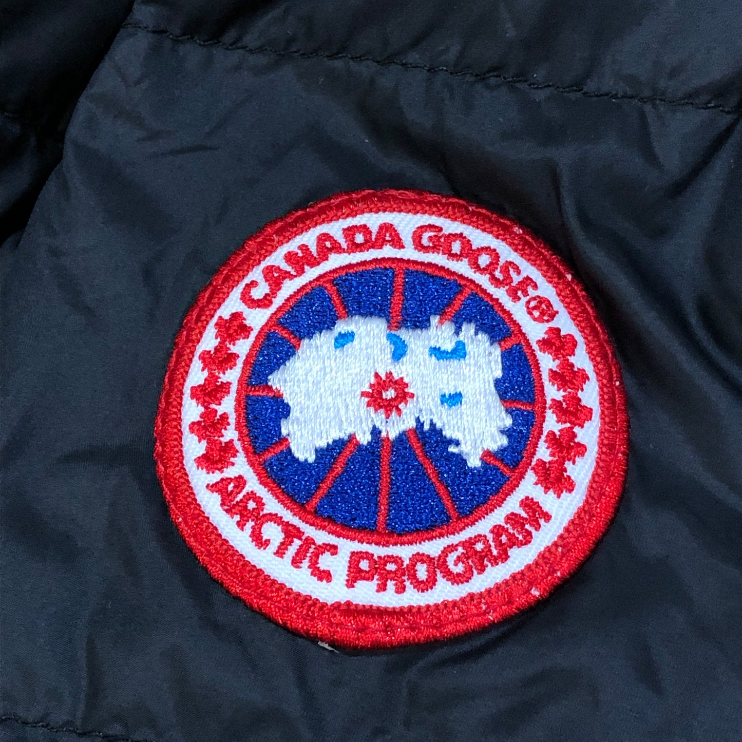 Canada Goose Black P2P 19.5in Hooded Light Down Jacket Size M