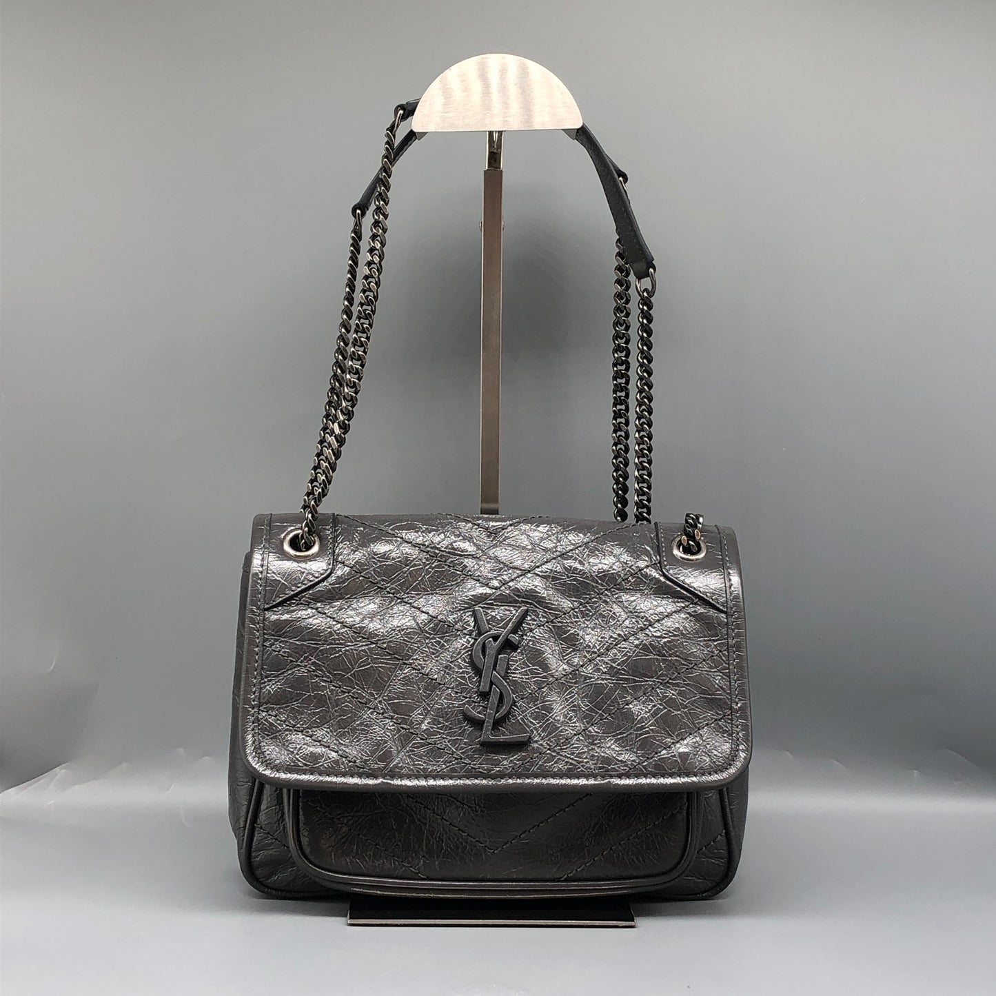 Saint Laurent Niki Medium Shoulder Bag Grey