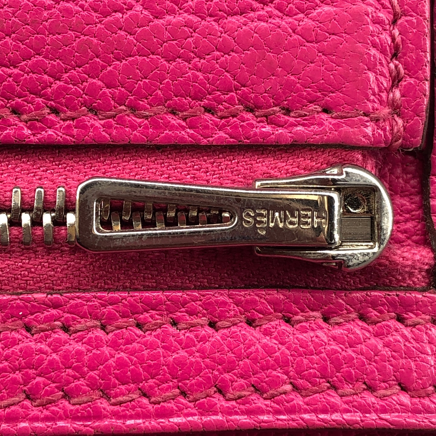 Hermes Bearn Compact Leather Card Holder Wallet Pink