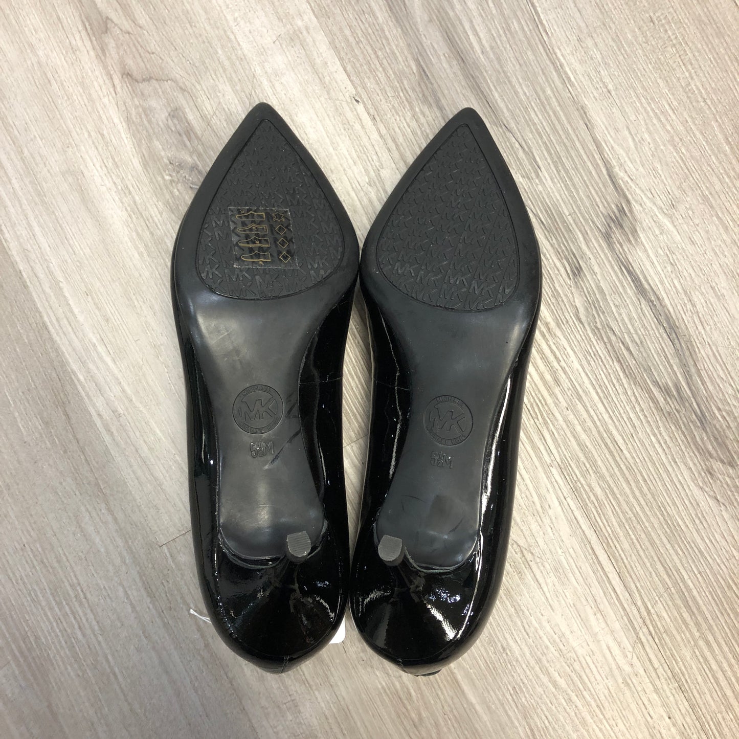 Michael Kors Patent Leather Pointed Toe Pumps 5.5M Black