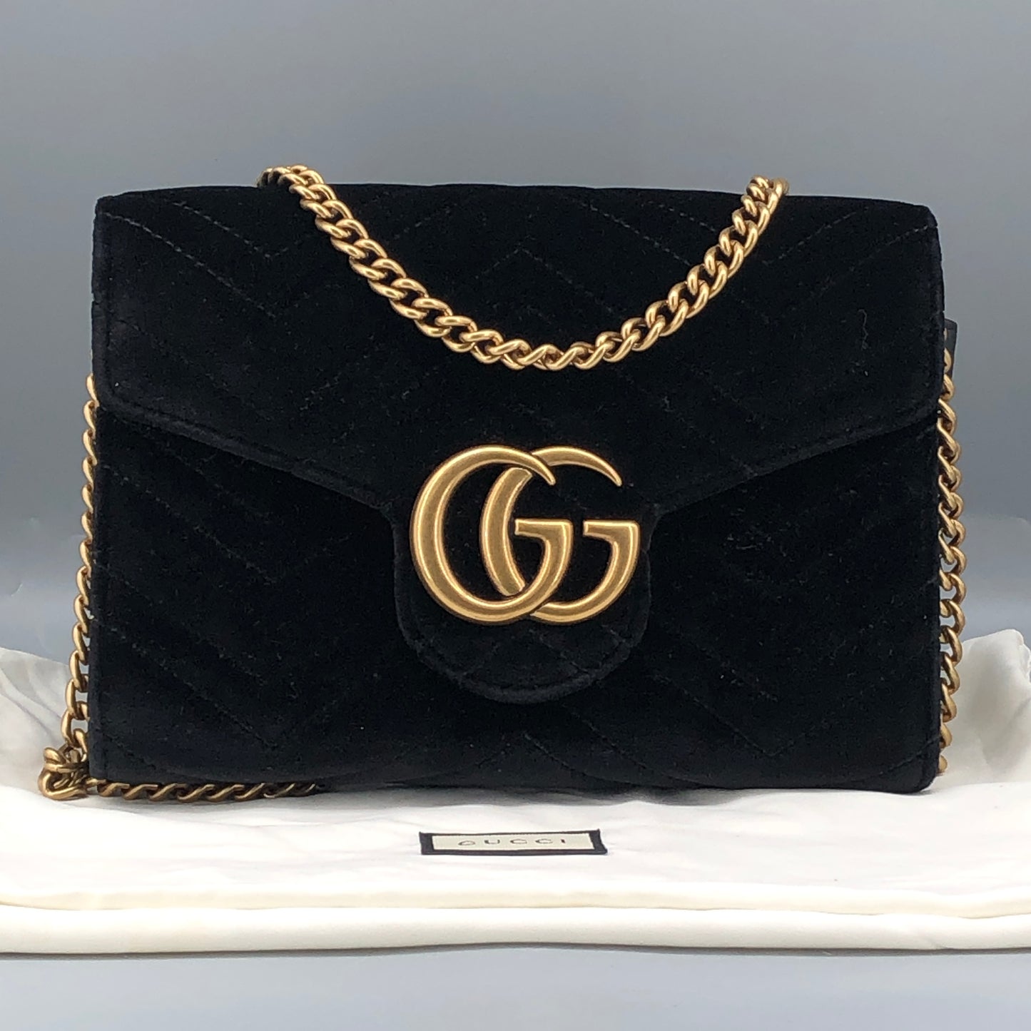 Gucci GG Marmont  V-Chevron Velvet Interlocking GG Chain Shoulder Bag Black