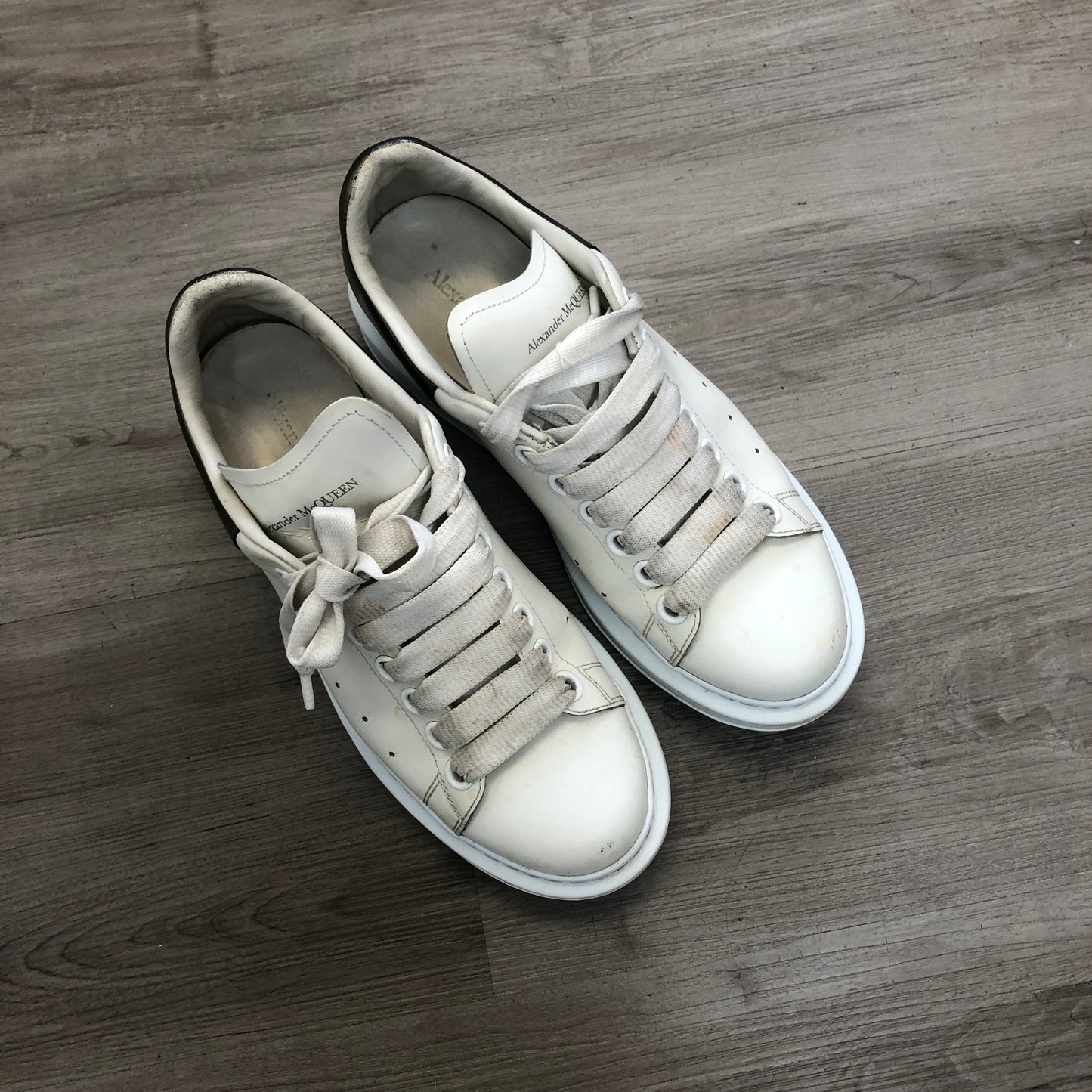 Alexander McQueen Women's Oversized Platform Leather Sneaker Shoes 37 White Metallic Pearl