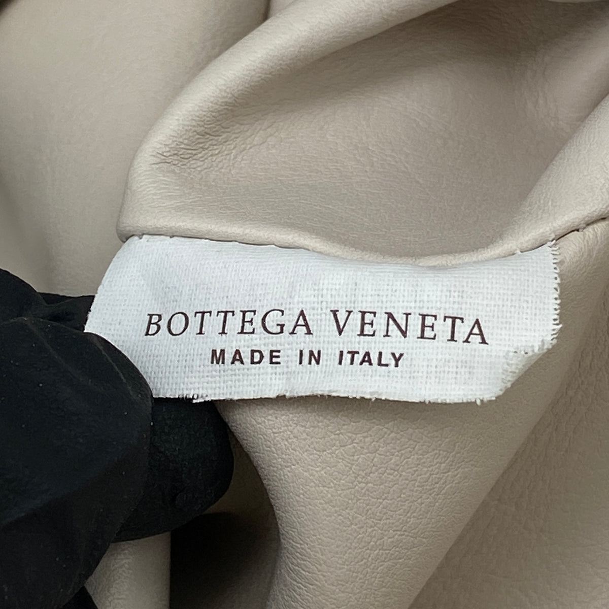 Bottega Veneta Pouch Bag Cream Leather