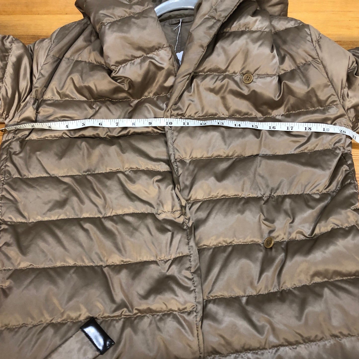 ‘S Max Mara Beige Lightweight Hooded Belted Down Mid-Length Coat Size 2