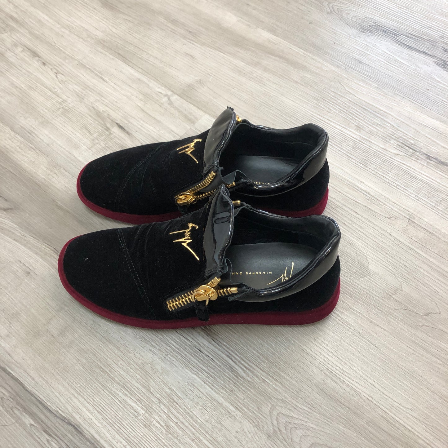 Giuseppe Zanotti Men's Black/Red Velvet Low-Top Sneakers shoes 41