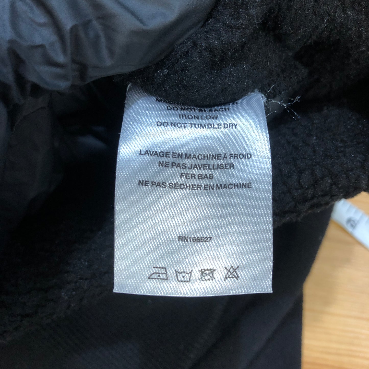 GUIZIO Black Zip-Up Logo Hoodie S