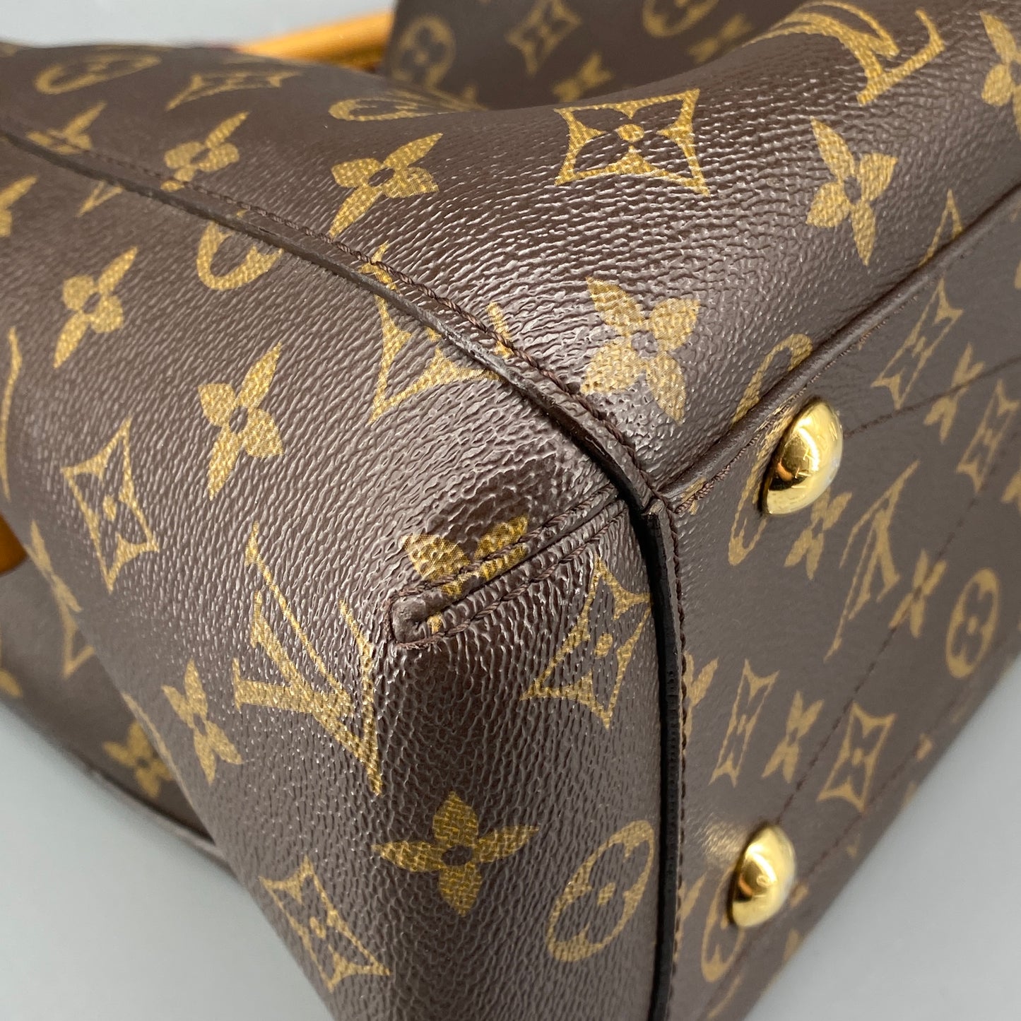 Louis Vuitton Monogram Montaigne MM Handbag