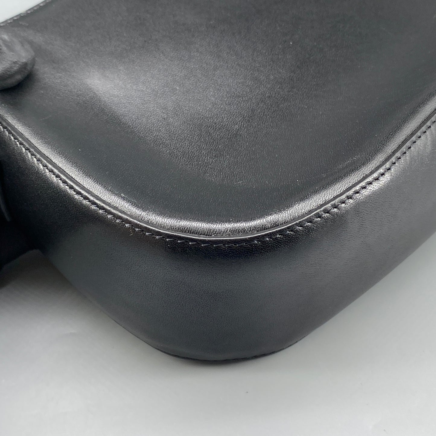 Giovanni Valentino Black Smooth Leather Logo Shoulder Bag