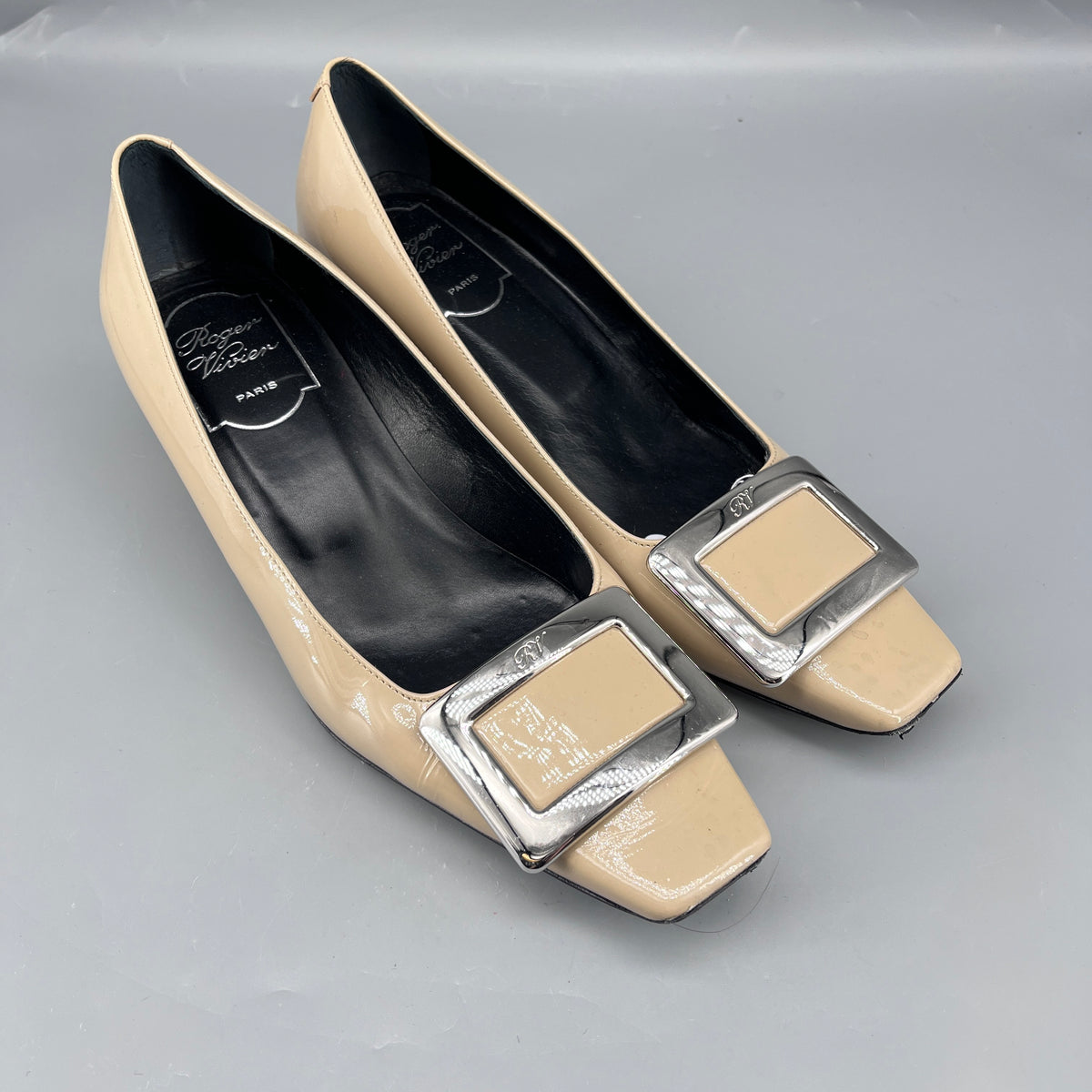 Roger Vivier Women Belle Vivier Square Buckle Pumps size 36