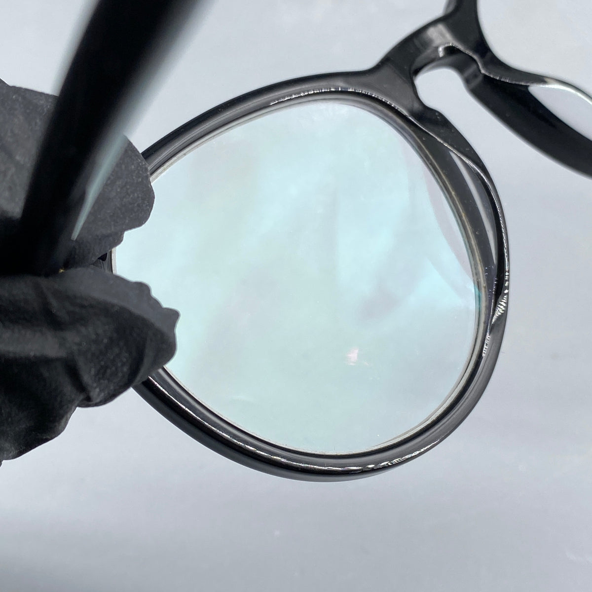 Gucci Round Eyeglasses Black