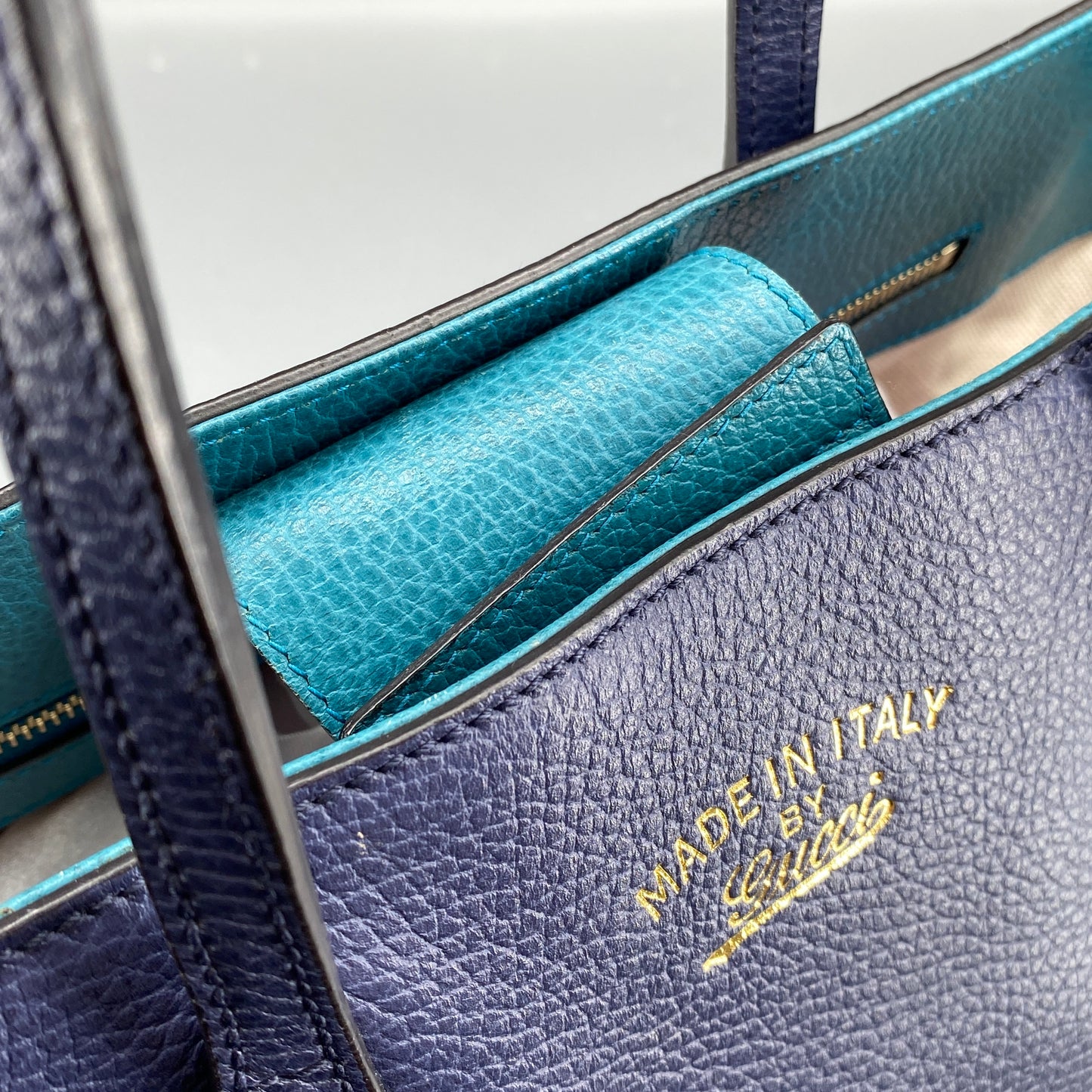 Gucci Grained Leather Tote Bag  Navy