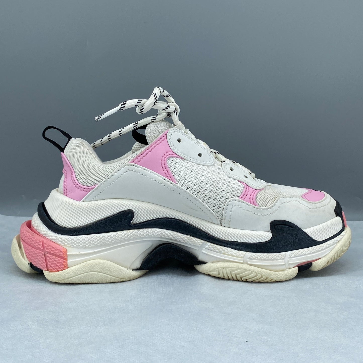 Balenciaga Women's Triple S Sneakers Size 38 White & Pink