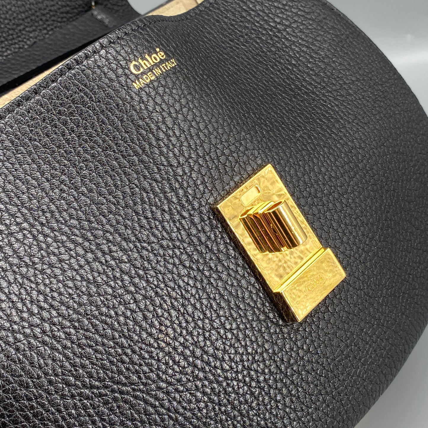 Chloe Black Grained Drew Leather Saddle Shoulder Bag