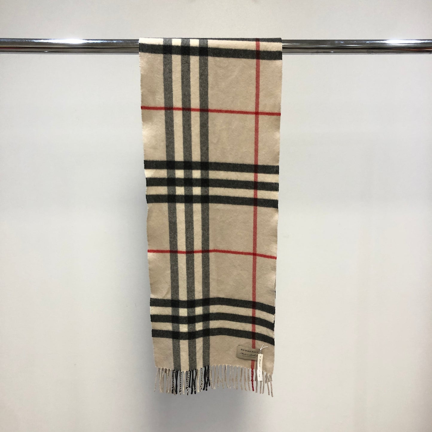 Burberry Classic Vintage Check 100% Cashmere Scarf Beige/Black/Red