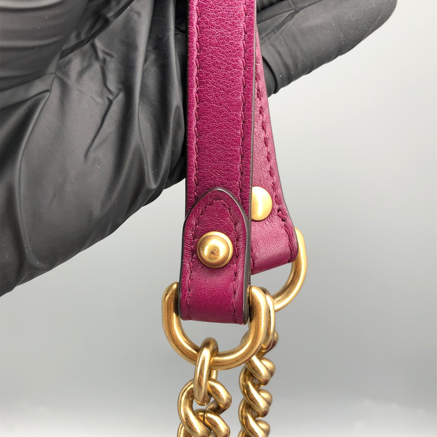 Gucci Marmont Fuchsia Velvet Matelasse Chain Shoulder Bag