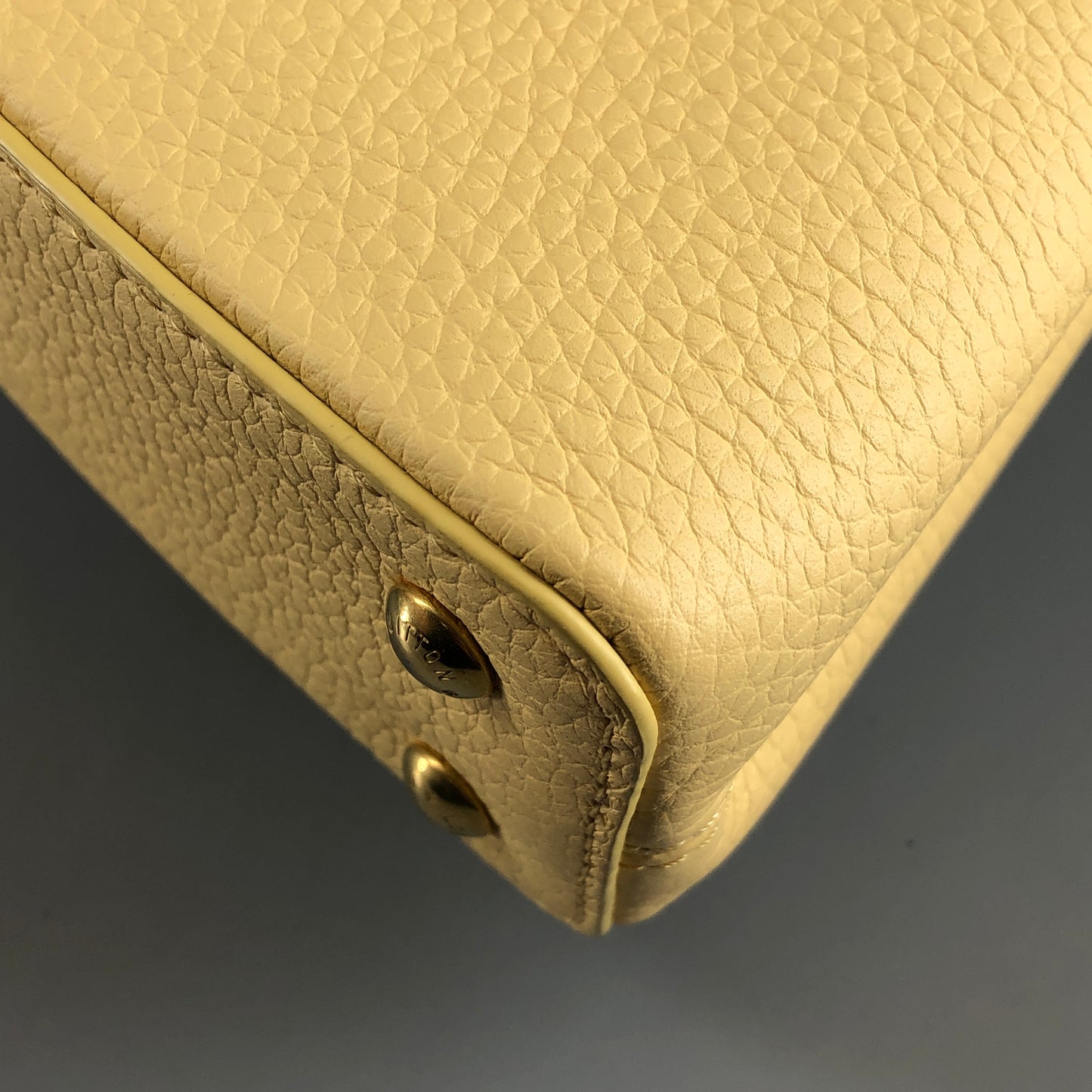 Louis Vuitton Capucines Mini Taurillon Leather Handbag Light Yellow