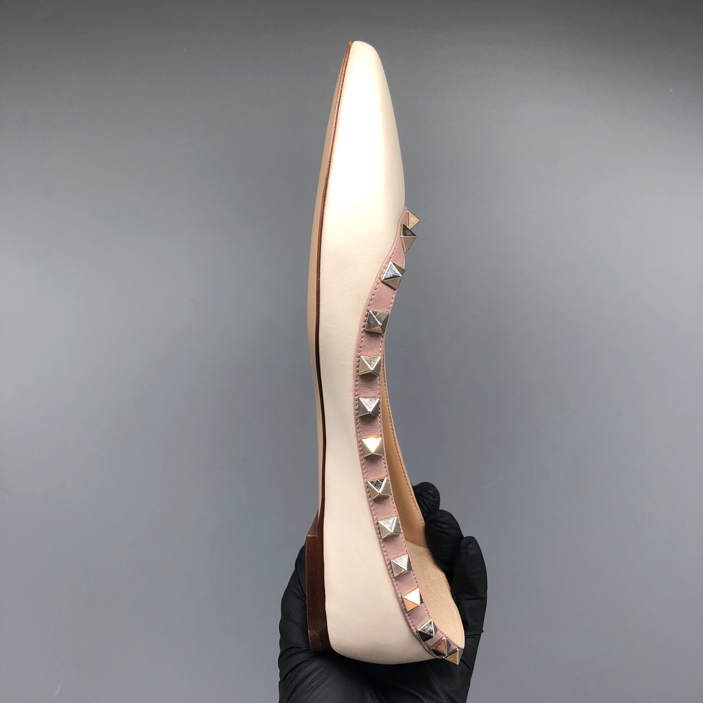 Valentino Cream Leather Rockstud Pointed Flats Size 36