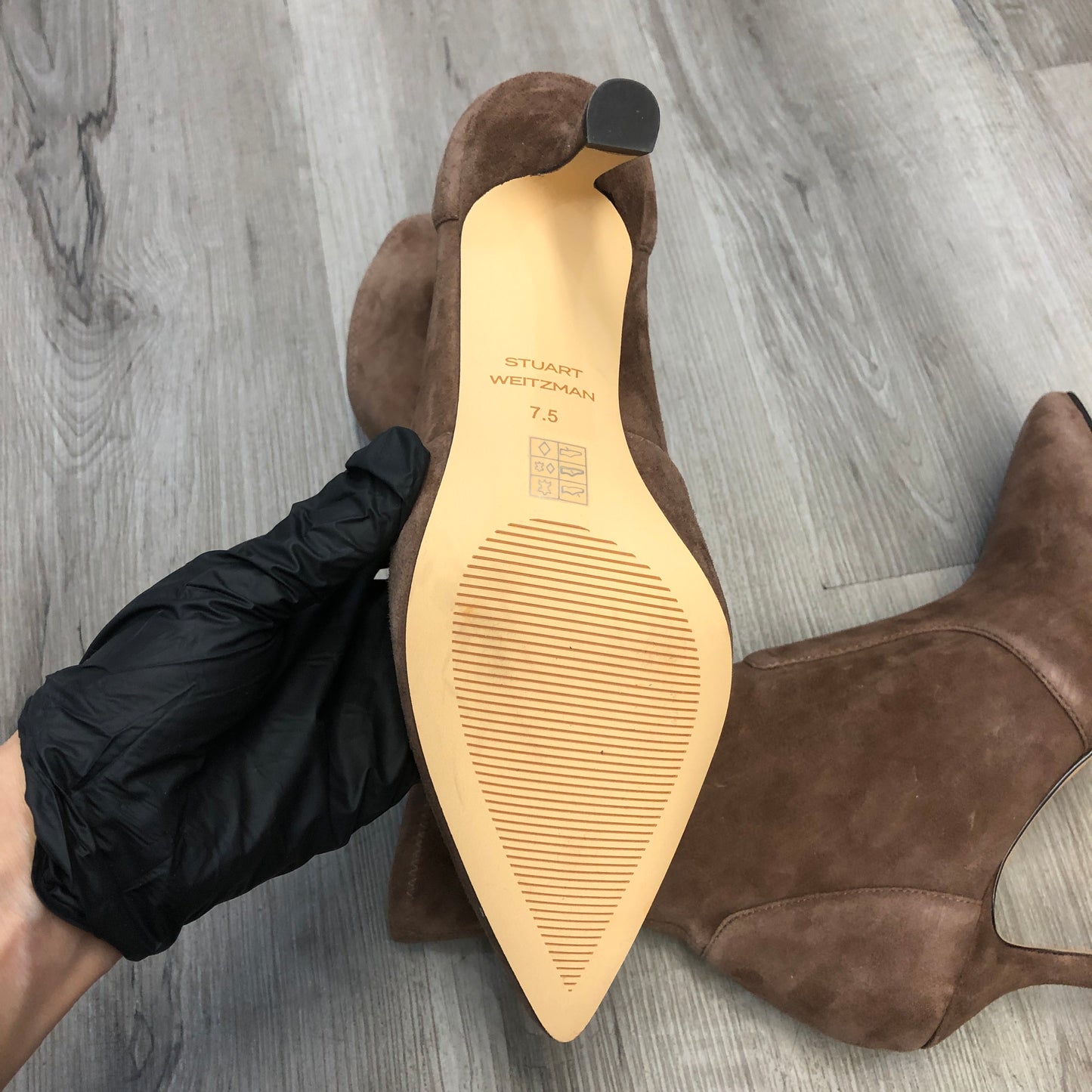 Stuart Weitzman Women's Suede Pointed Toe Stiletto Ankle Boots Shoes 7.5 Tan