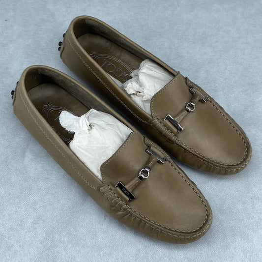 Tod's Women's Light Brown Leather Metal Bar Slip-On Driving Loafers Size 37