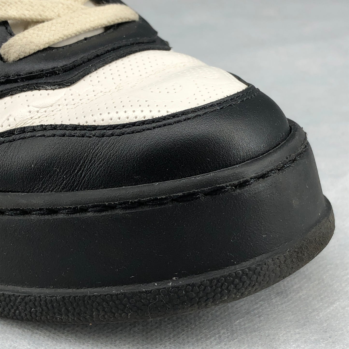 Gucci Women’s Low-Top Chunky Sneakers 35 black/white