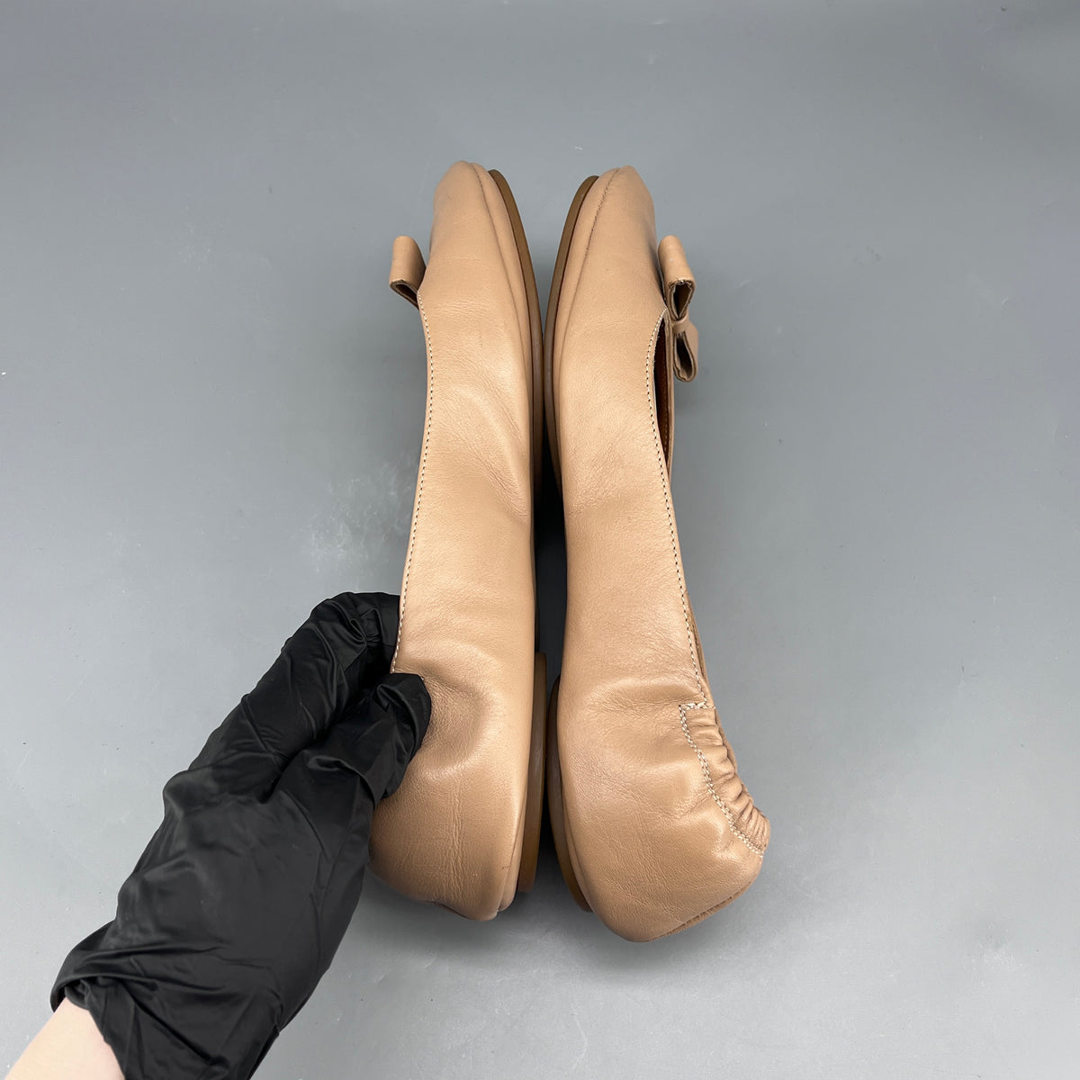 Fendi Nude Leather Ballet Flats size 37.5