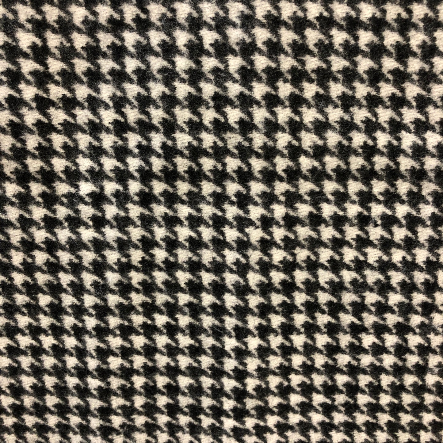 Christian Dior Houndstooth Reversible Wool Cashmere Scarf Black & White 138×176cm