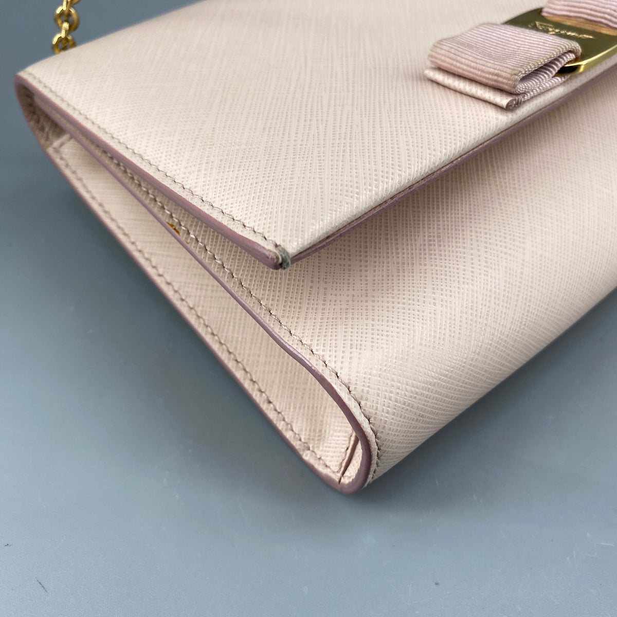 Salvatore Ferragamo Vara Bow Chain Shoulder Bag Blush Pink