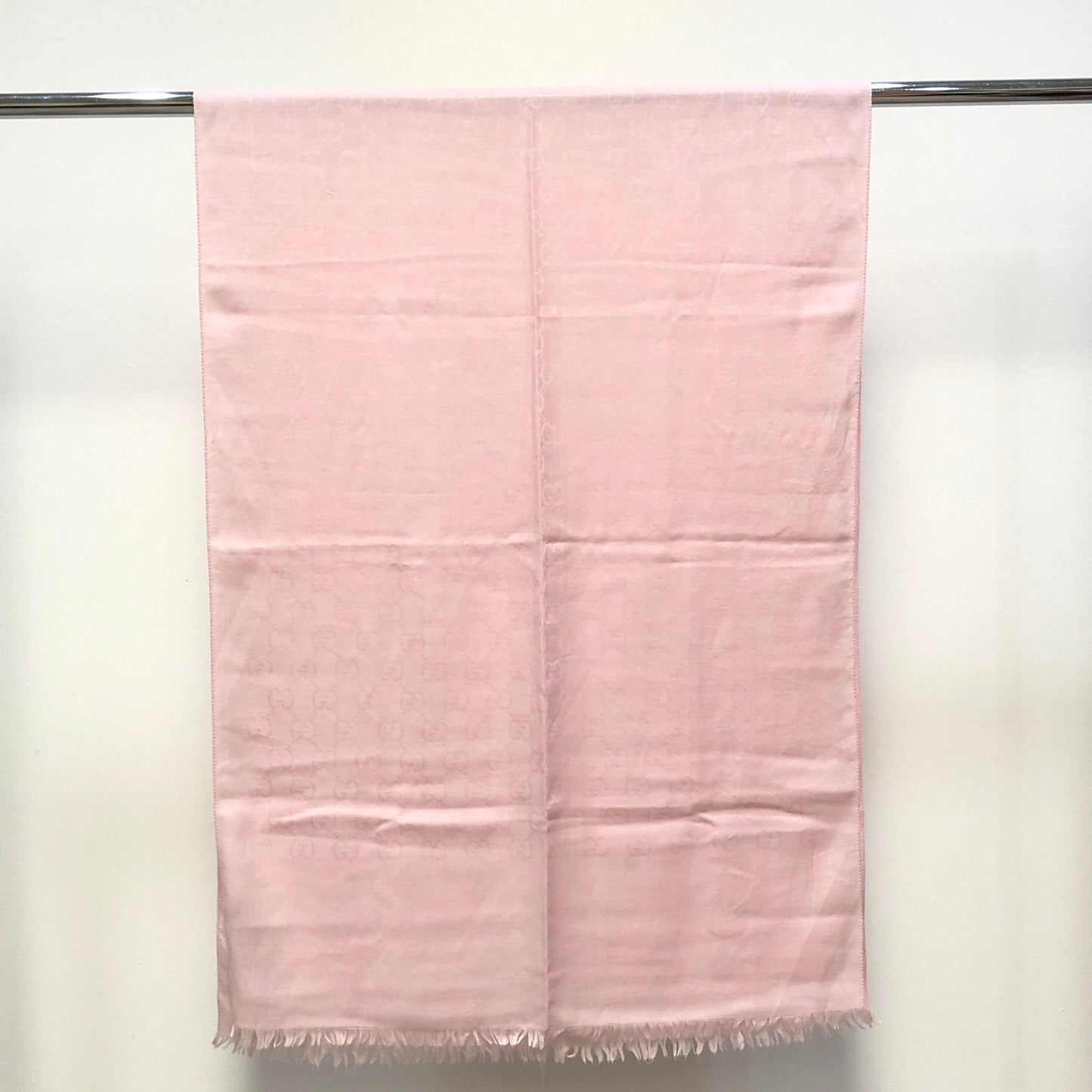 Gucci Light Pink GG Jacquard Fringe Shawl Scarf 197*68cm