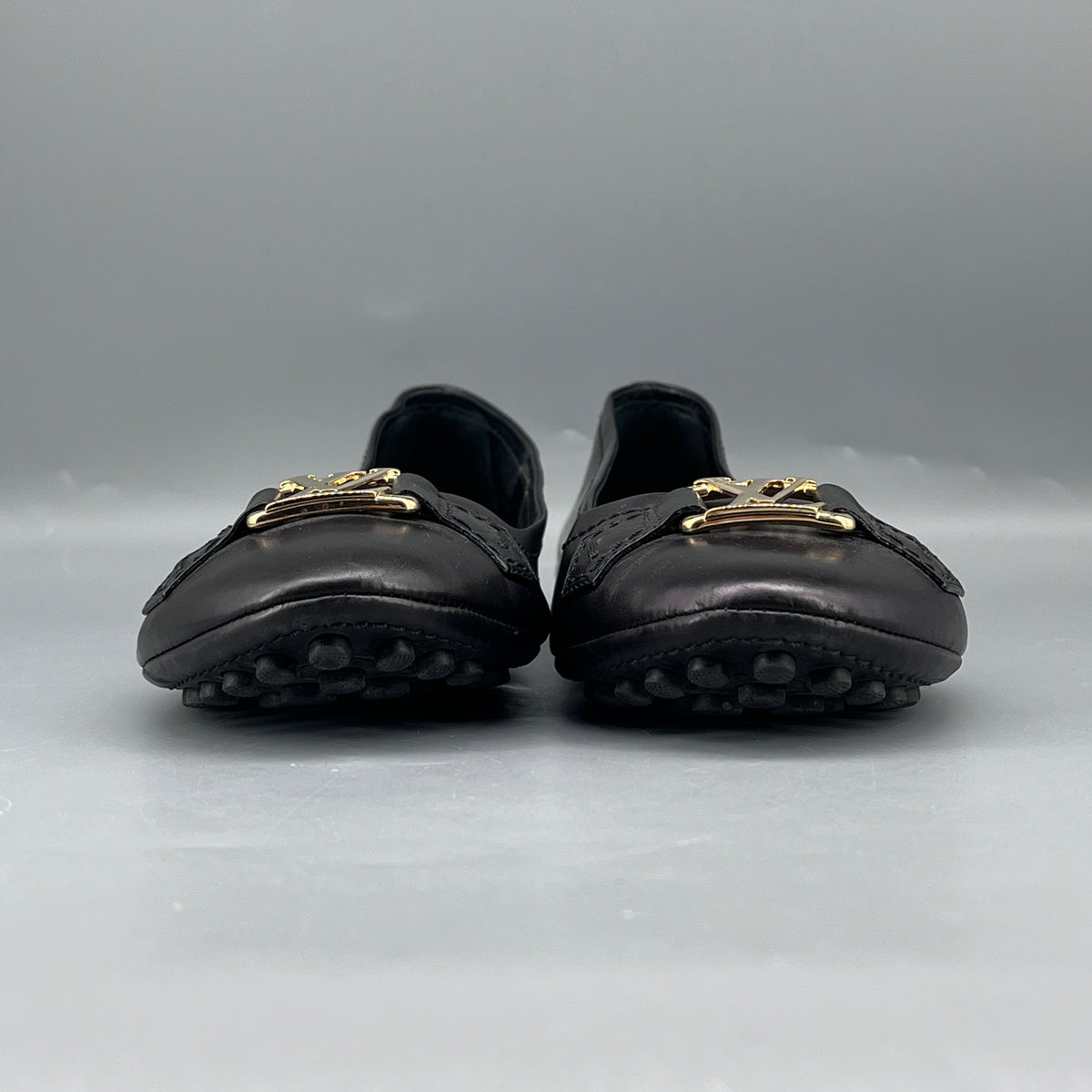 Louis Vuitton Black Leather Ballet Flats size 37.5