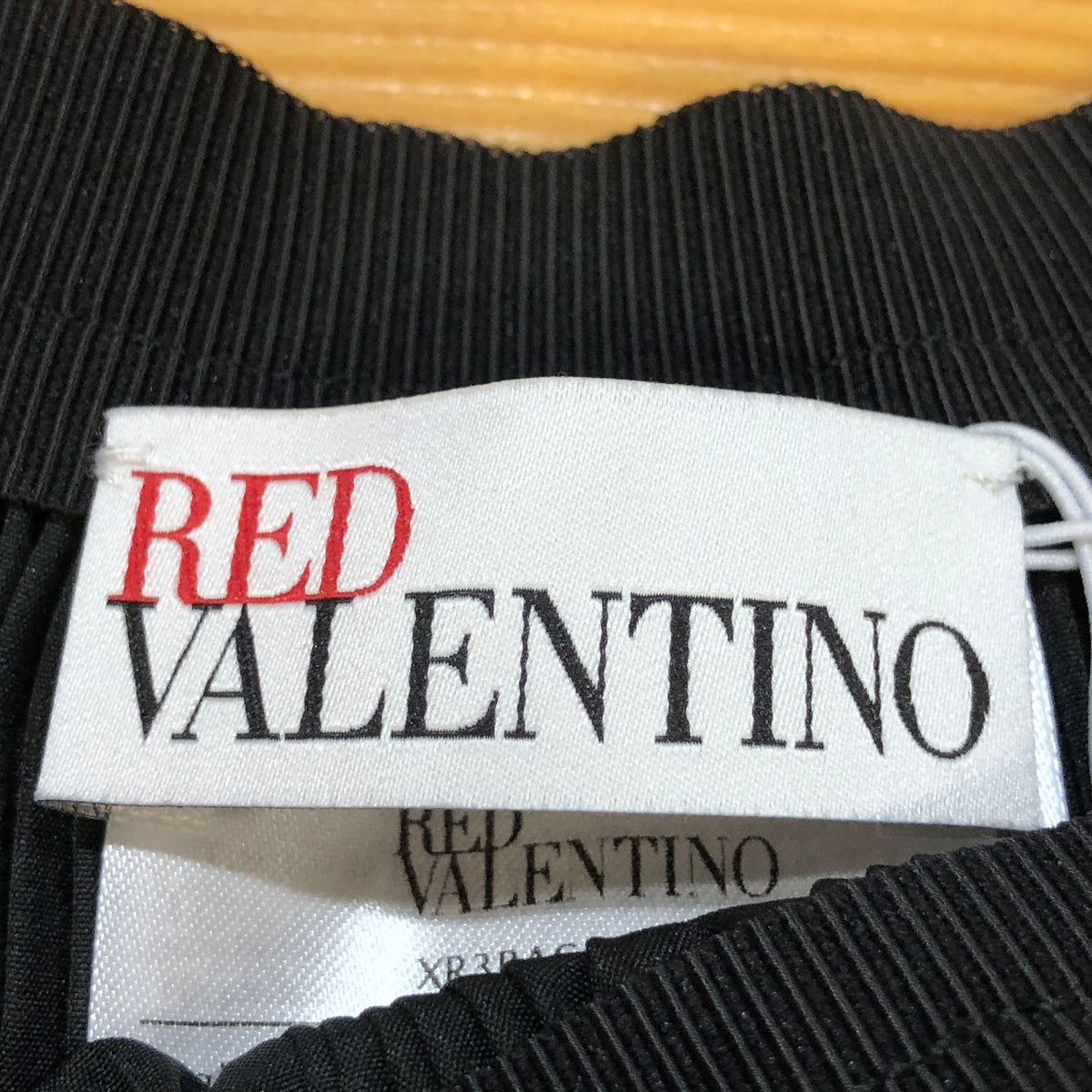 Red Valentino Black Pleated Skirt Size 40
