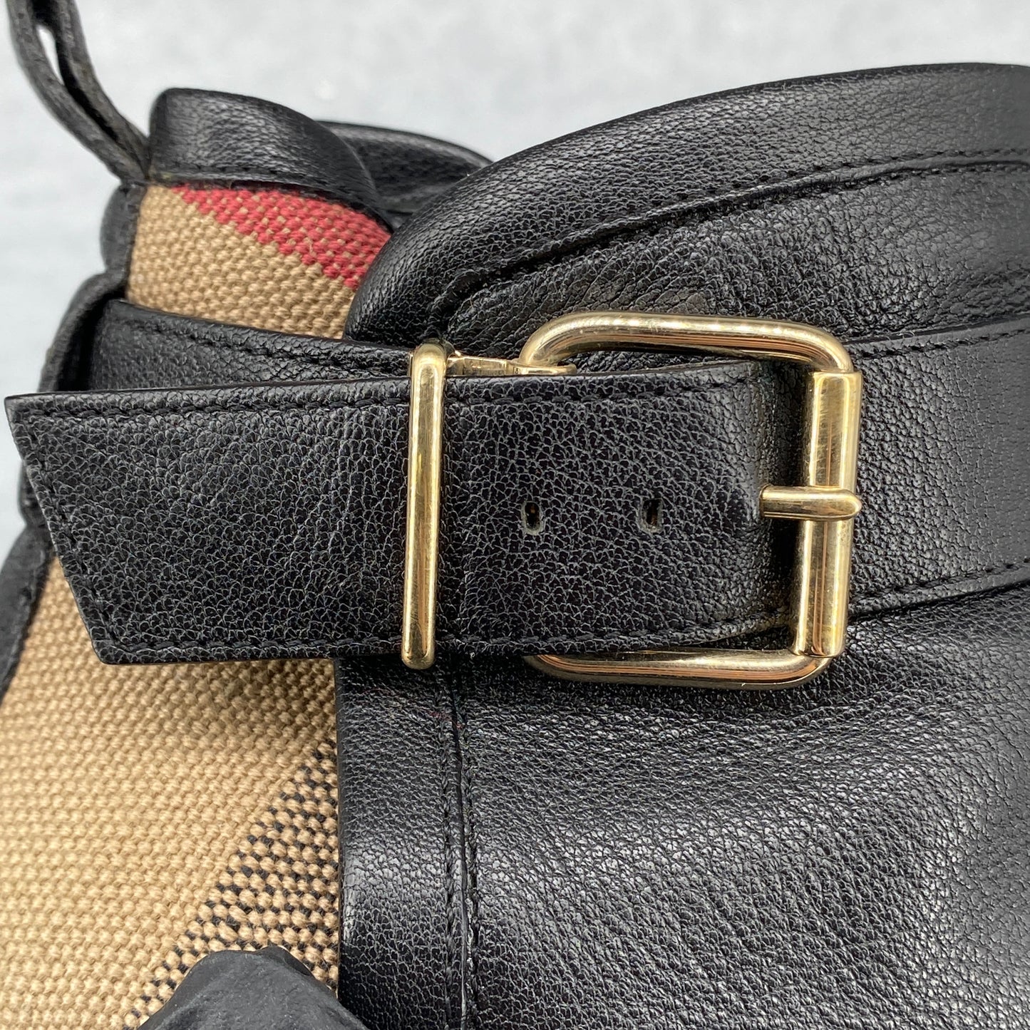 Burberry Women's Ankle Boots Size 36 Black & Beige