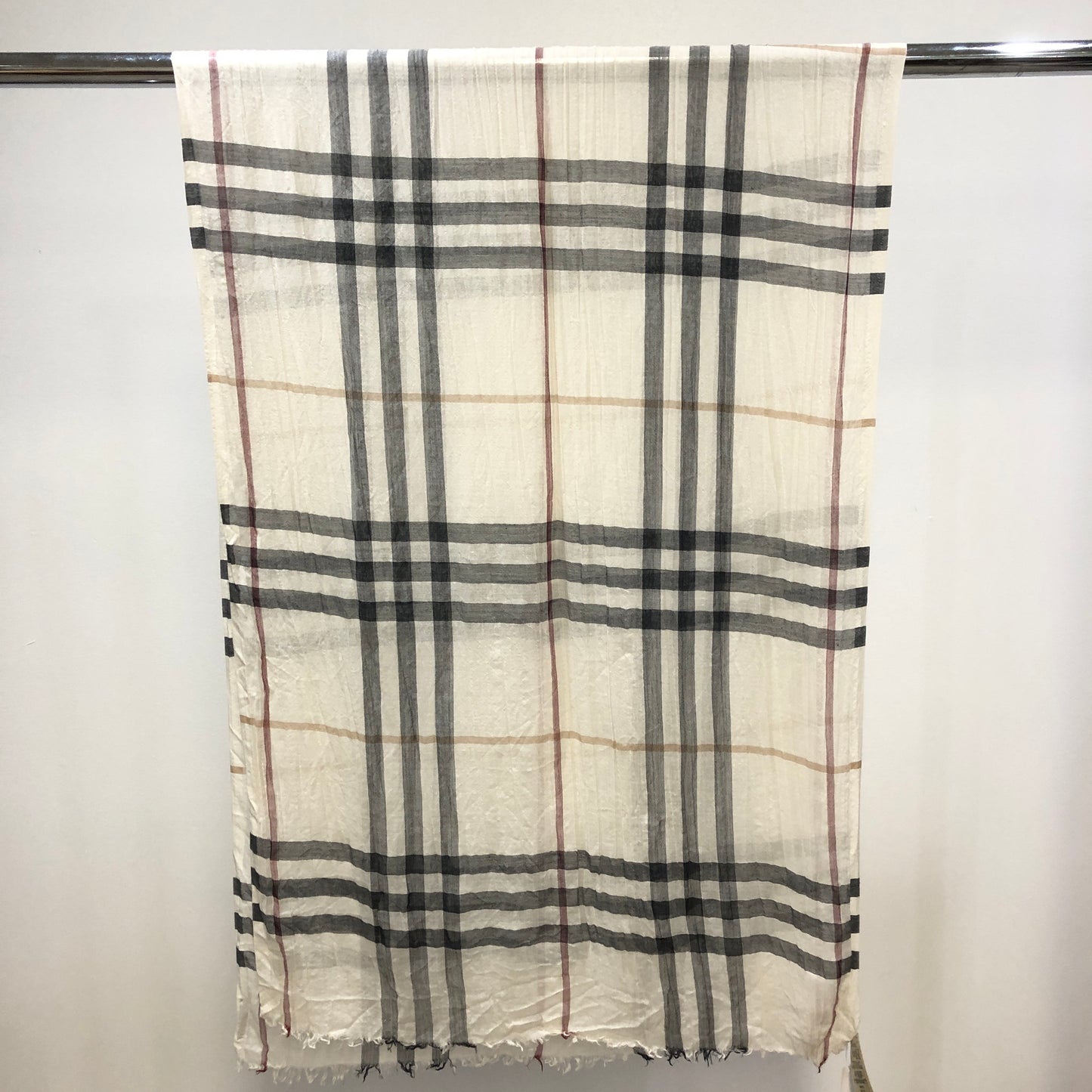 Burberry Classic Vintage Check Wool Cashmere Large Scarf  Beige/Black/Red