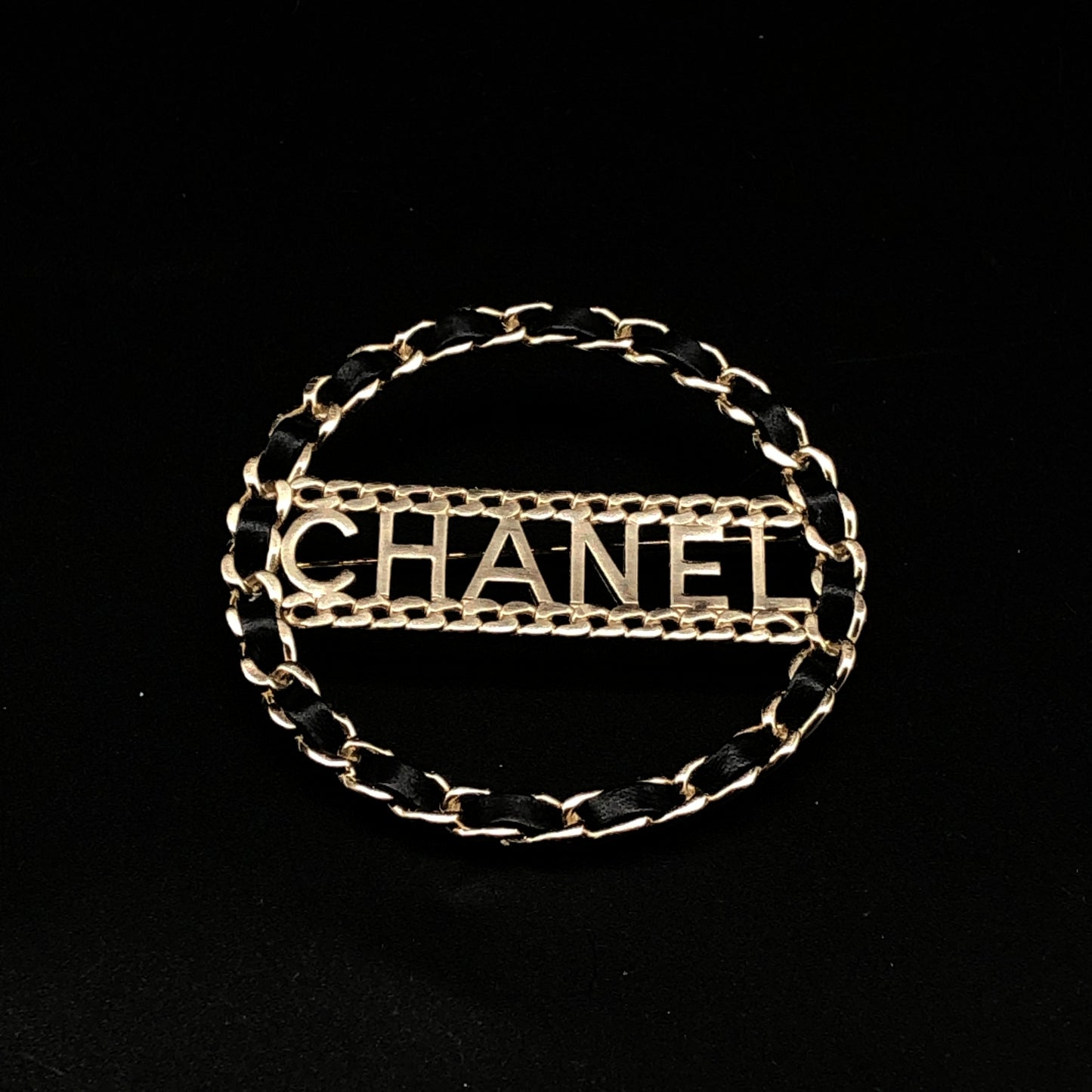Chanel 2018 Vintage Gold Chain Oval Brooch